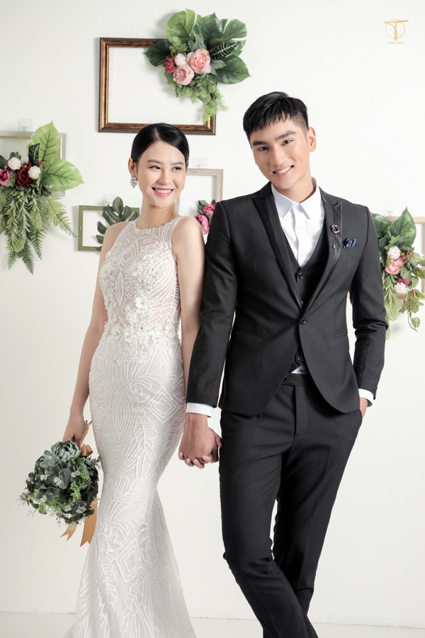 Hải & Thủy